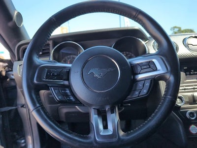 2016 Ford Mustang V6