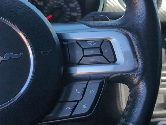 2016 Ford Mustang V6