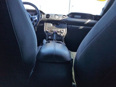 2016 Ford Mustang V6