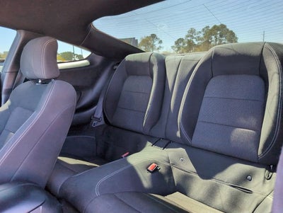 2016 Ford Mustang V6