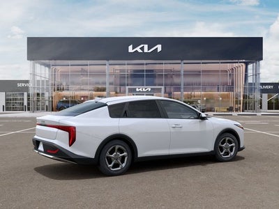 2026 Kia K4 LXS