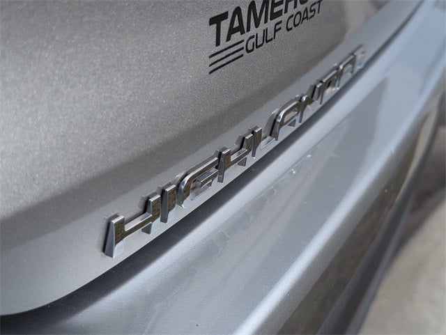 2021 Toyota Highlander LE