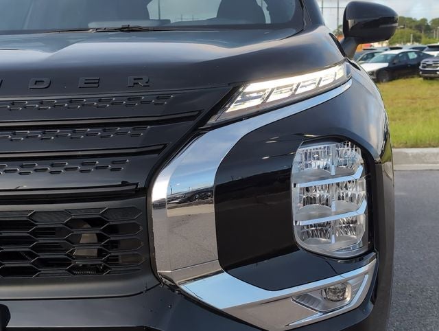 2024 Mitsubishi Outlander SE Black Edition