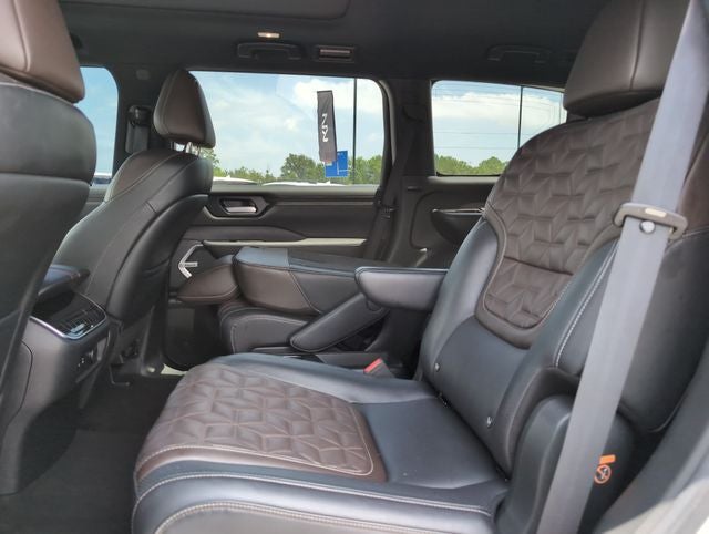 2025 Nissan Armada Platinum