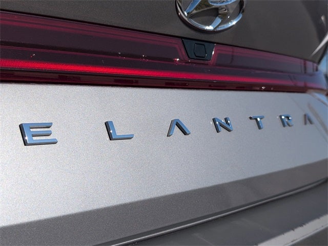 2022 Hyundai Elantra Limited