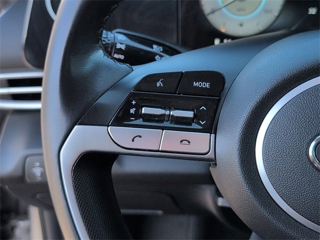 2022 Hyundai Elantra Limited