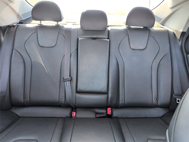 2022 Hyundai Elantra Limited