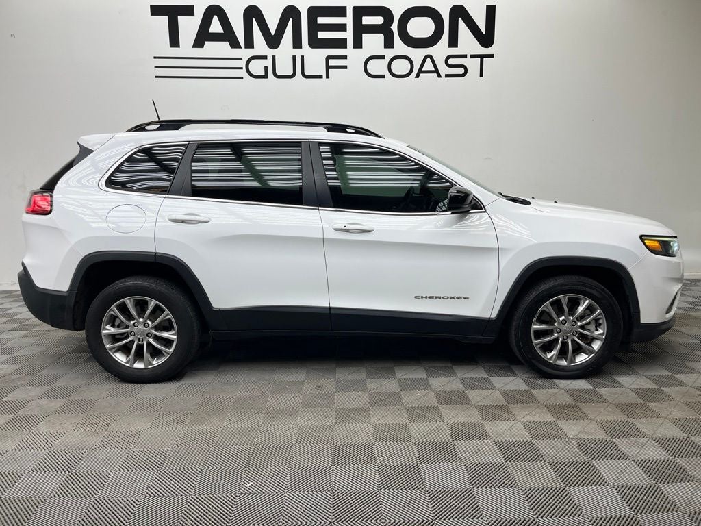 2022 Jeep Cherokee Latitude Lux