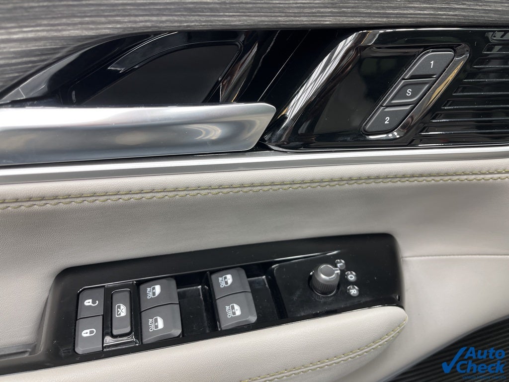 2023 Jeep Wagoneer Series III