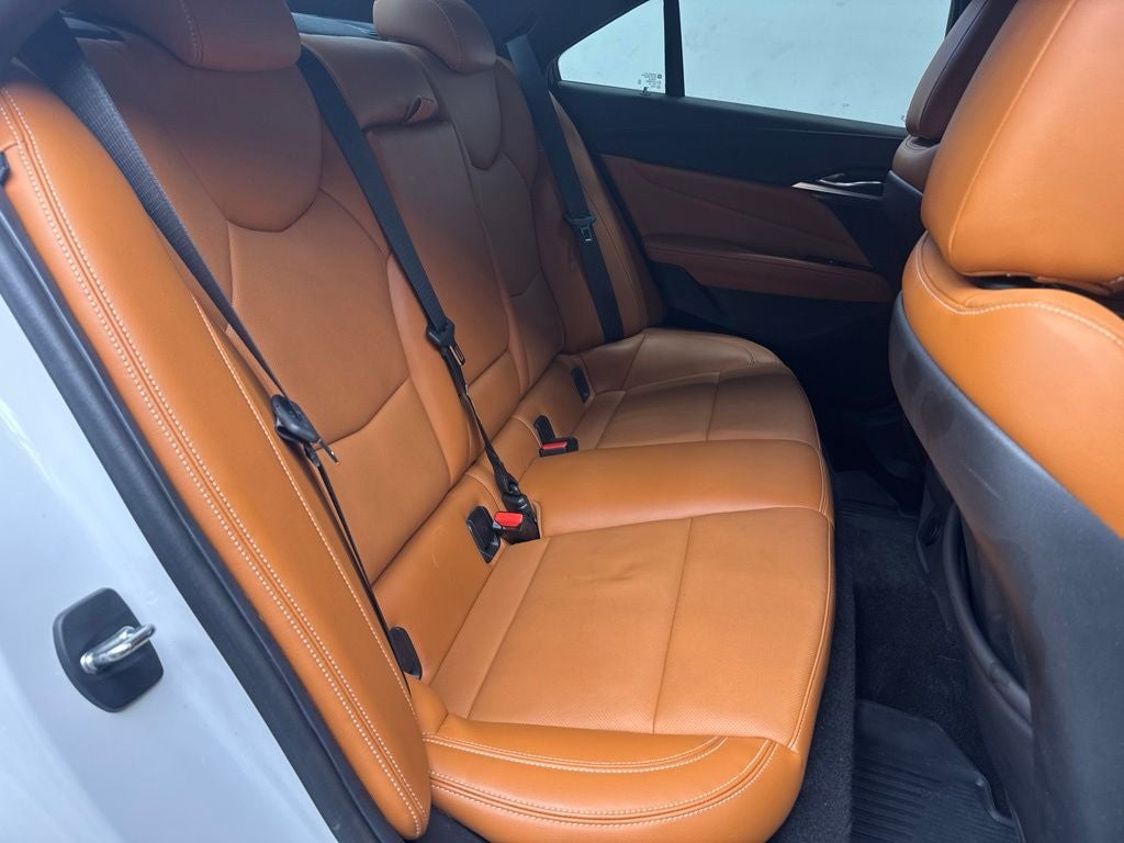 2023 Cadillac CT4 Premium Luxury