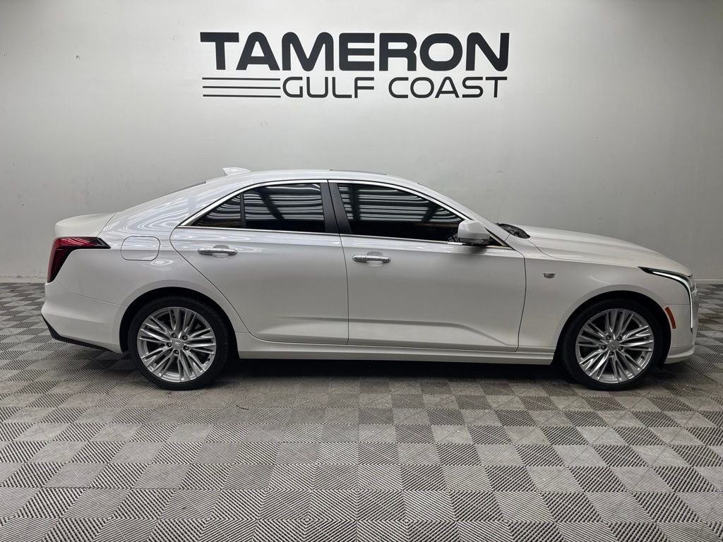 2023 Cadillac CT4 Premium Luxury