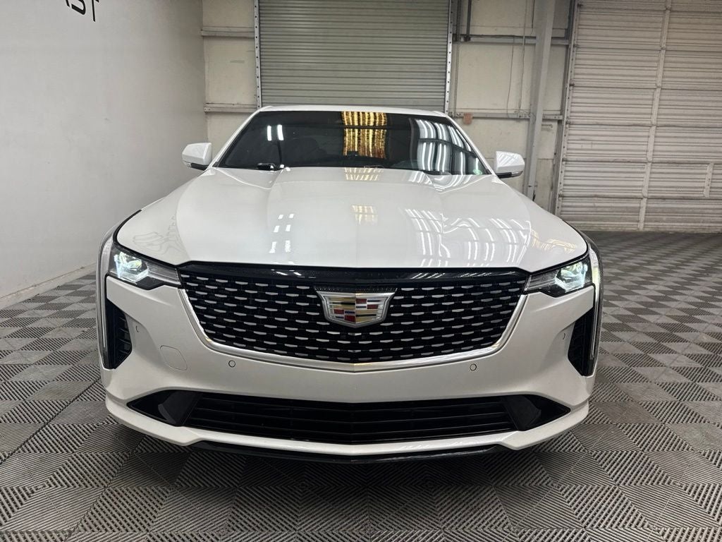 2023 Cadillac CT4 Premium Luxury