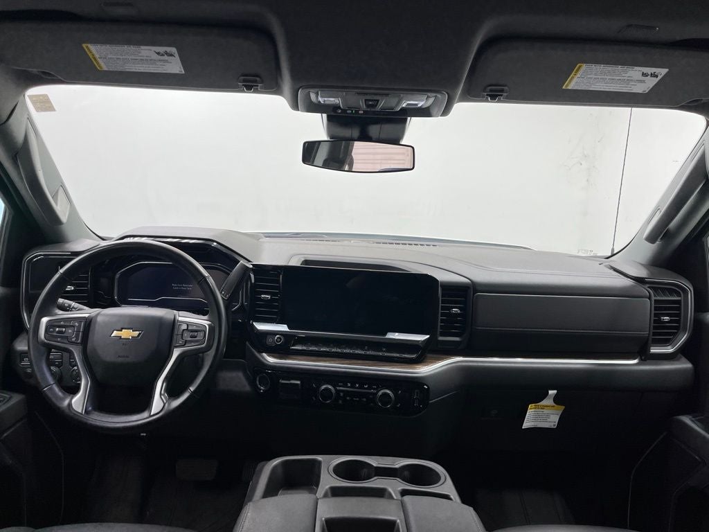 2025 Chevrolet Silverado 1500 LT LT1