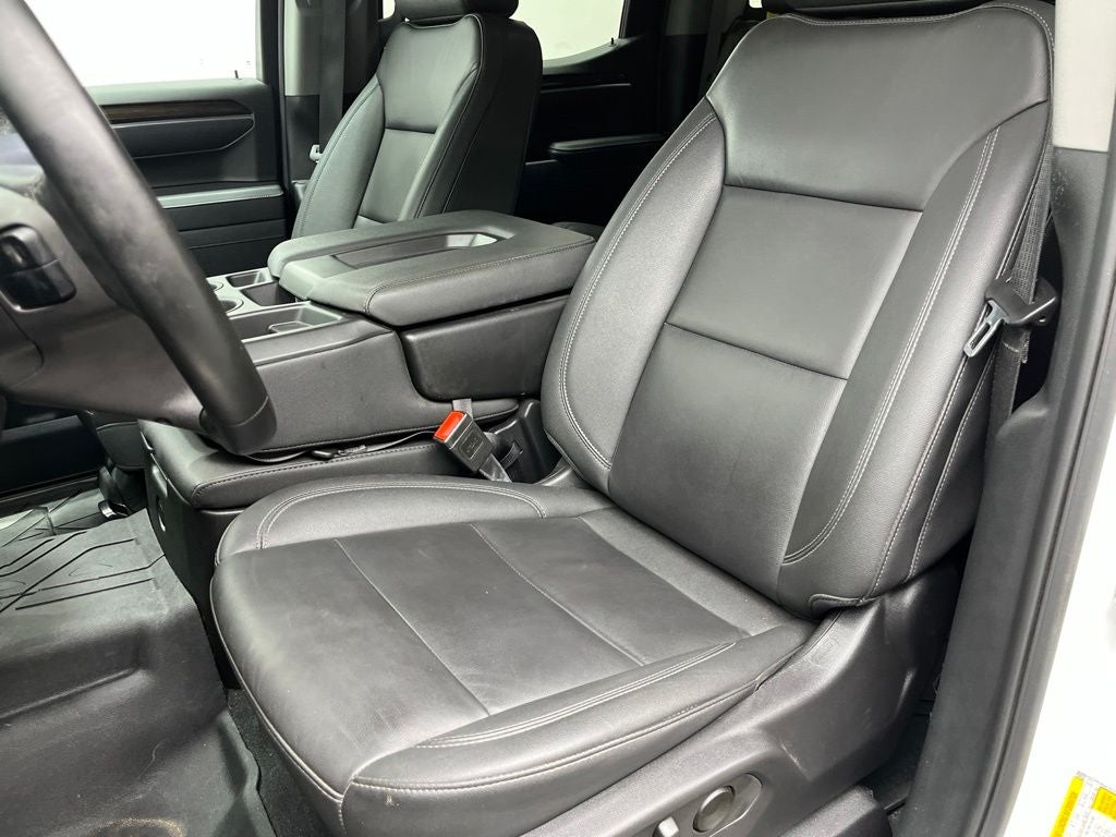 2025 Chevrolet Silverado 1500 LT LT1