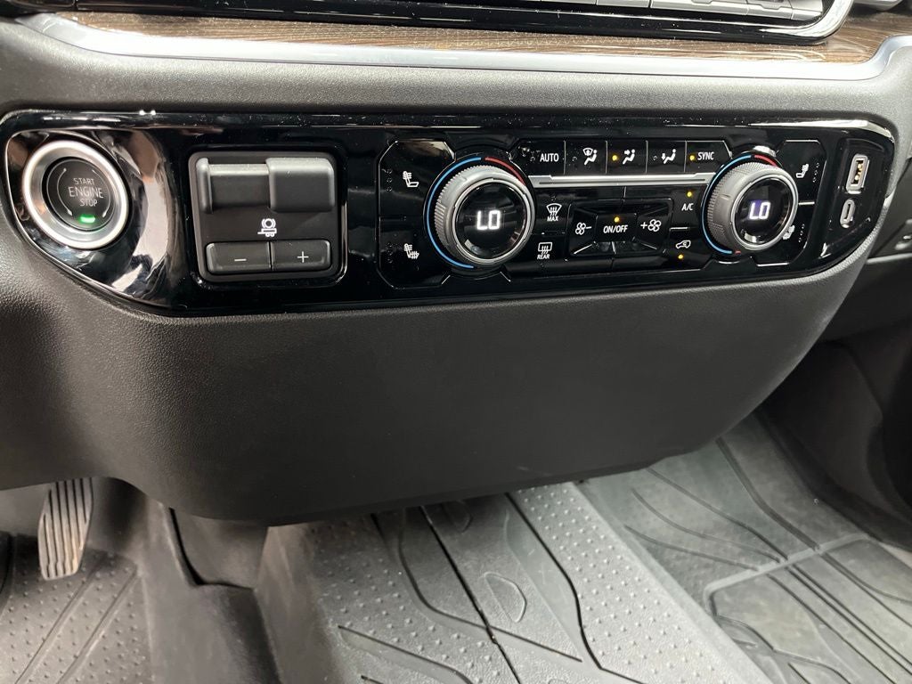 2025 Chevrolet Silverado 1500 LT LT1