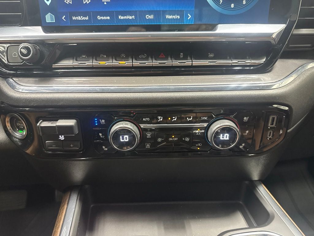 2023 Chevrolet Silverado 1500 High Country