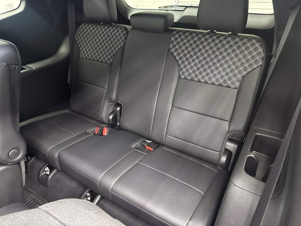 2027 GMC Acadia Denali