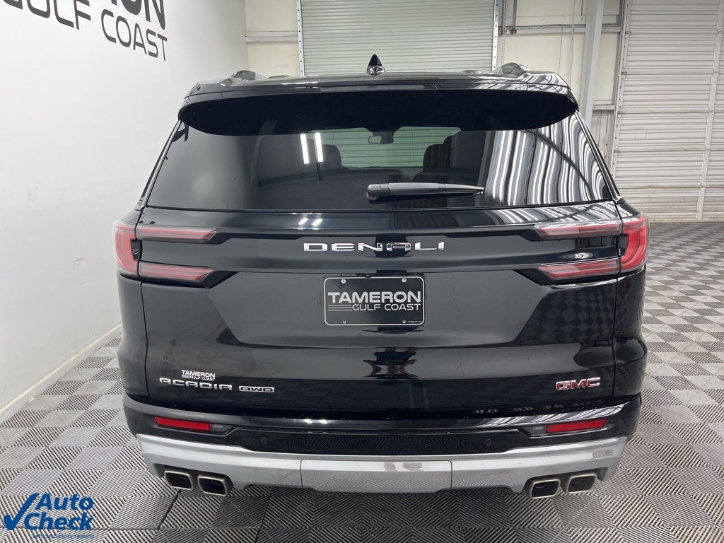 2025 GMC Acadia Denali