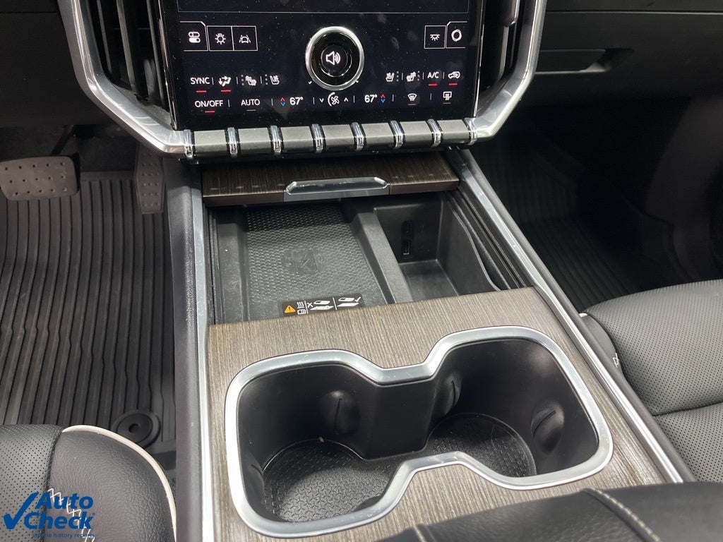 2025 GMC Acadia Denali