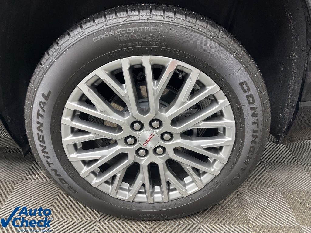 2025 GMC Acadia Denali