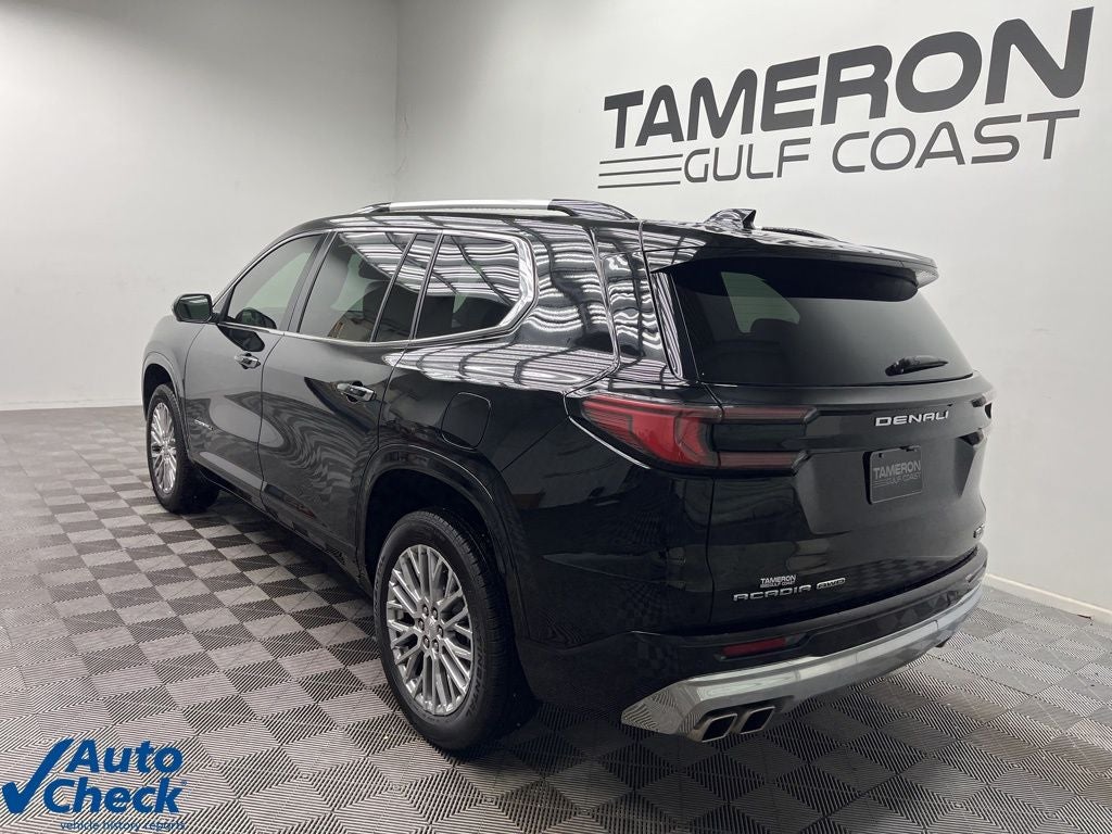 2025 GMC Acadia Denali