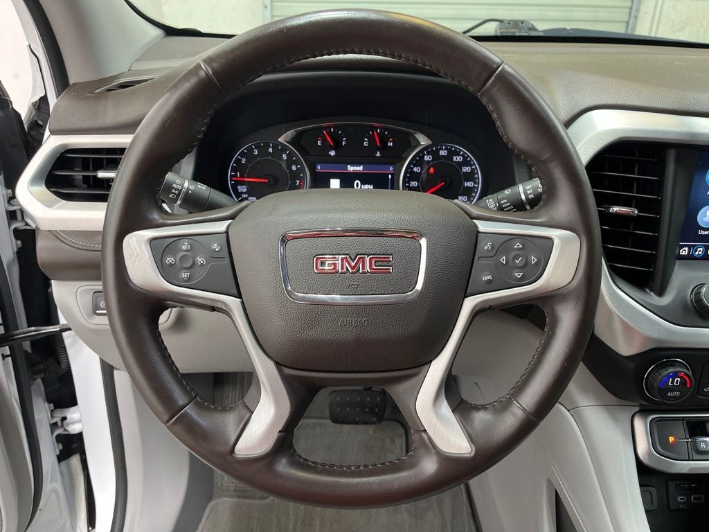 2021 GMC Acadia SLT