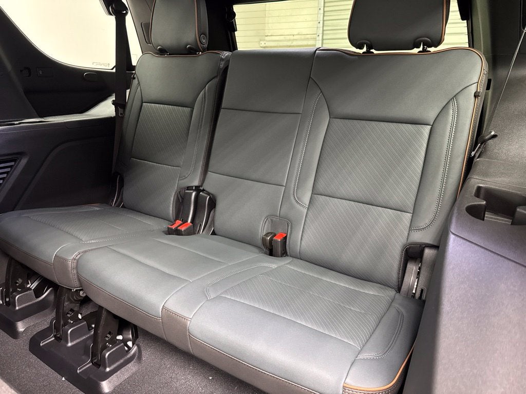 2027 GMC Yukon AT4