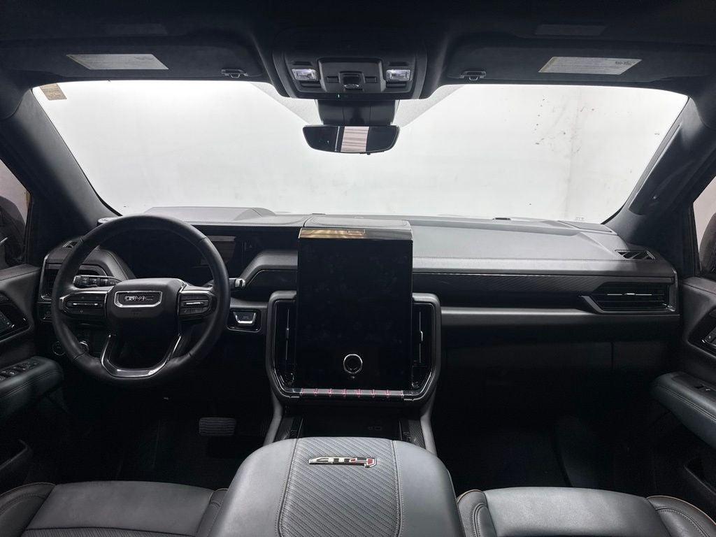 2025 GMC Yukon AT4