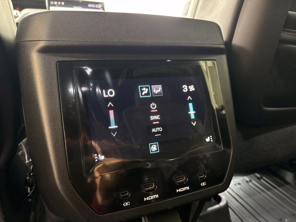 2027 GMC Yukon Denali Ultimate