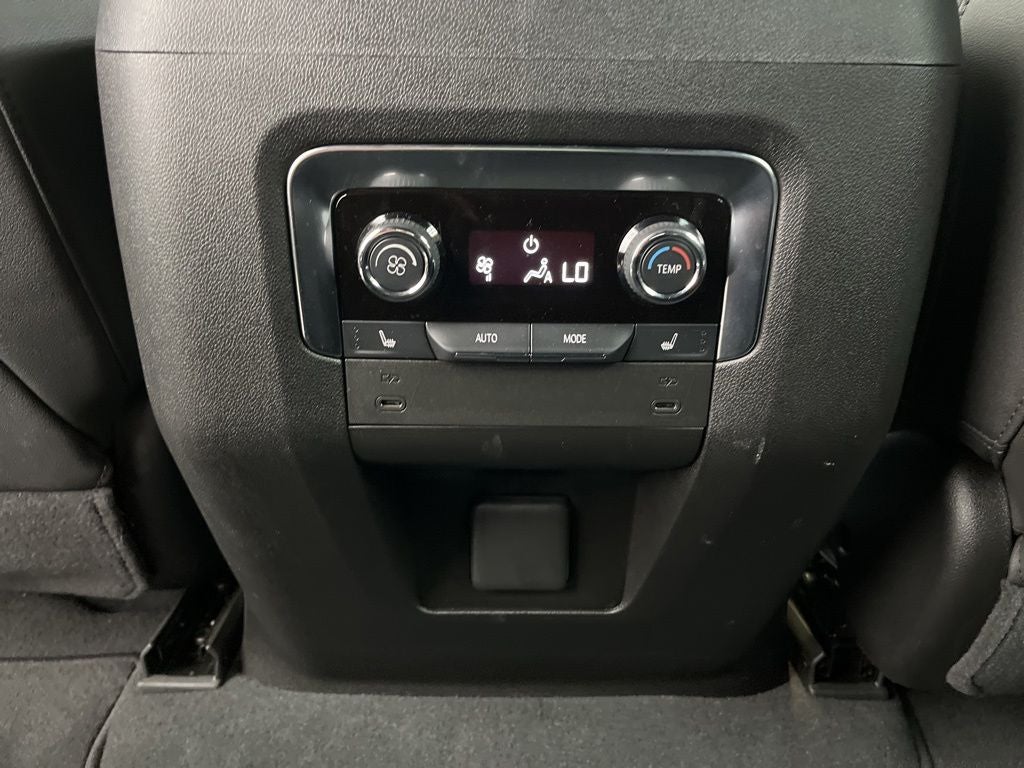 2025 Chevrolet Tahoe RST