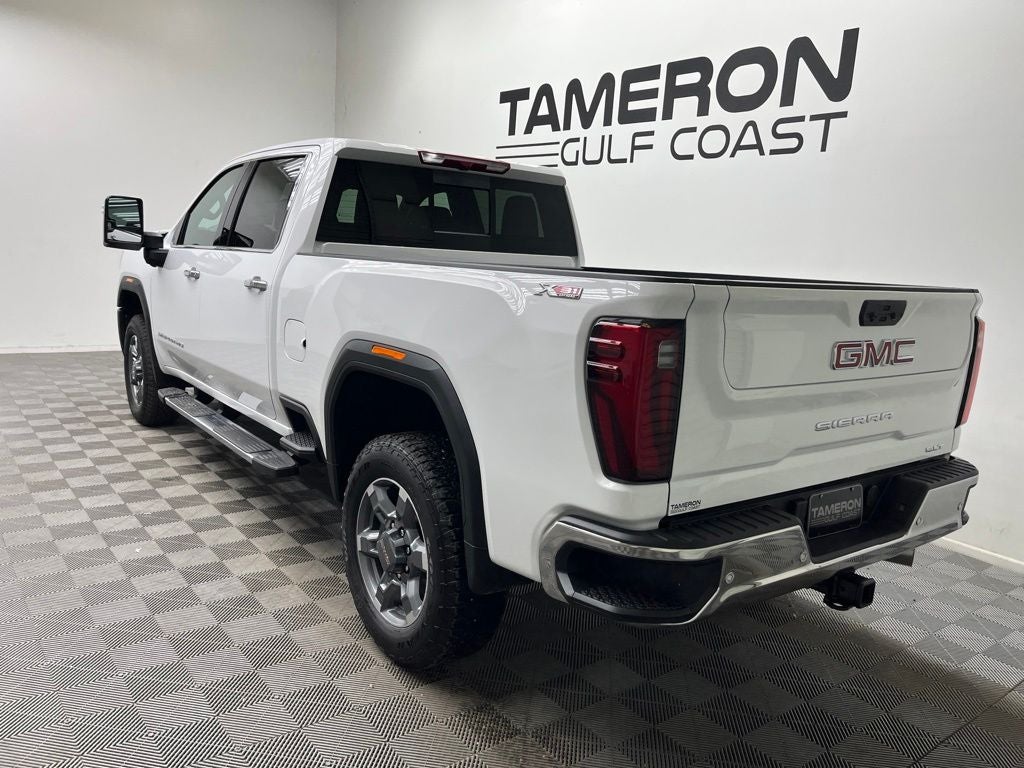 2026 GMC Sierra 2500HD SLT