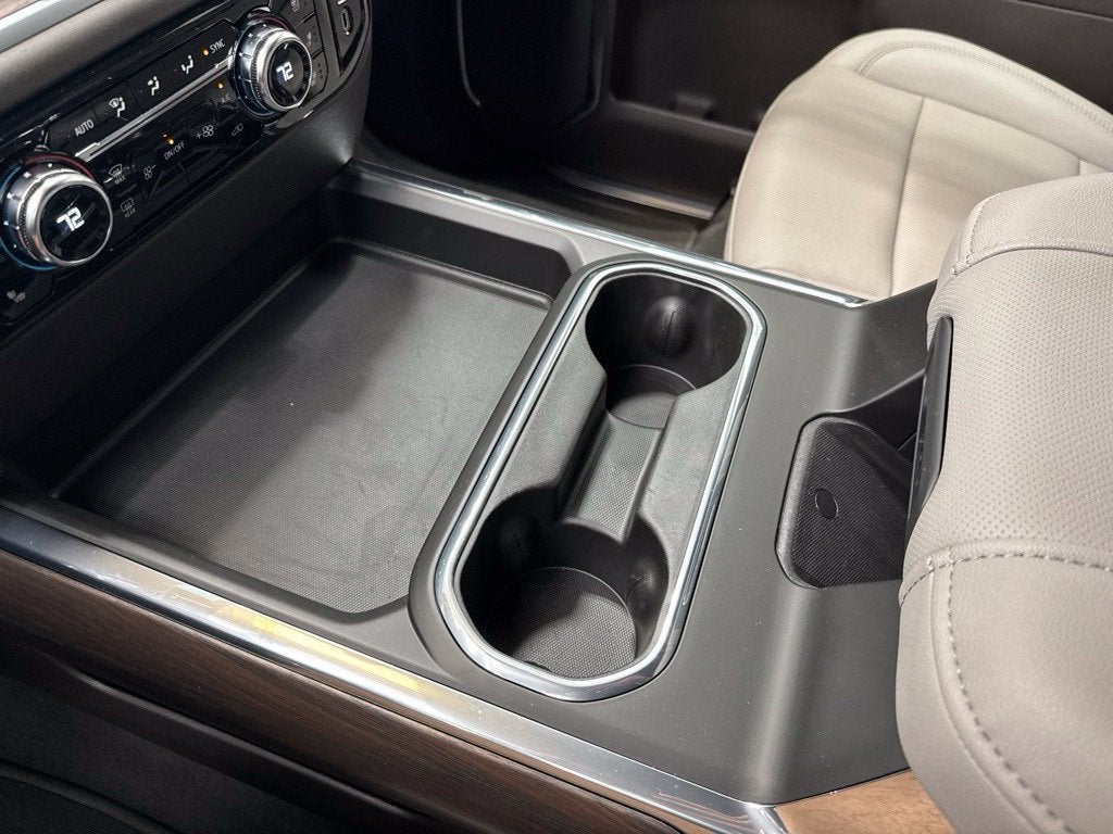 2026 GMC Sierra 2500HD SLT