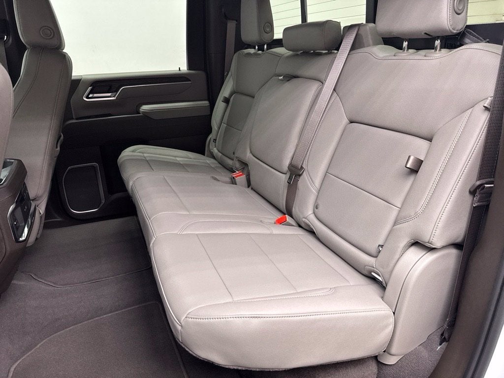 2026 GMC Sierra 2500HD SLT