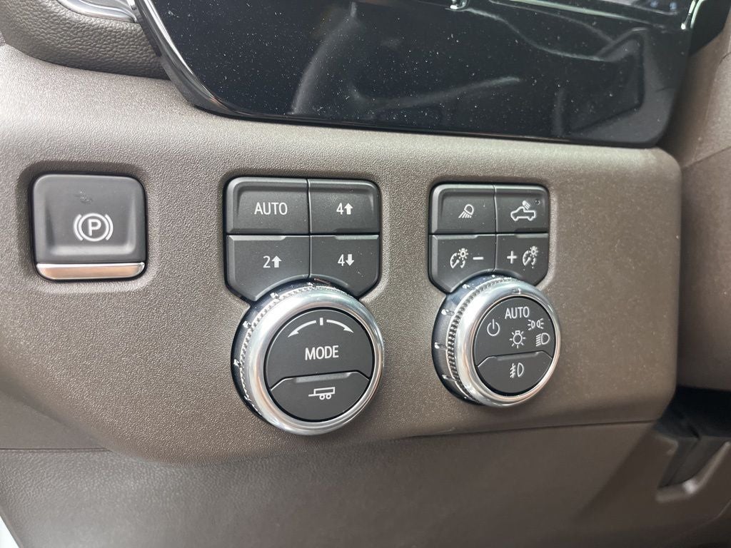 2026 GMC Sierra 2500HD SLT