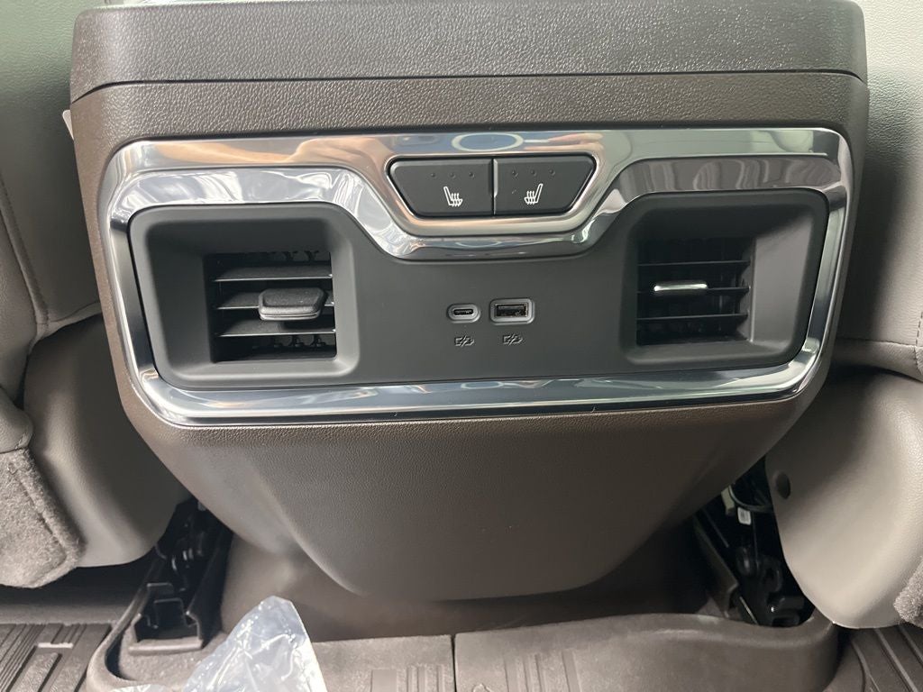 2026 GMC Sierra 2500HD SLT