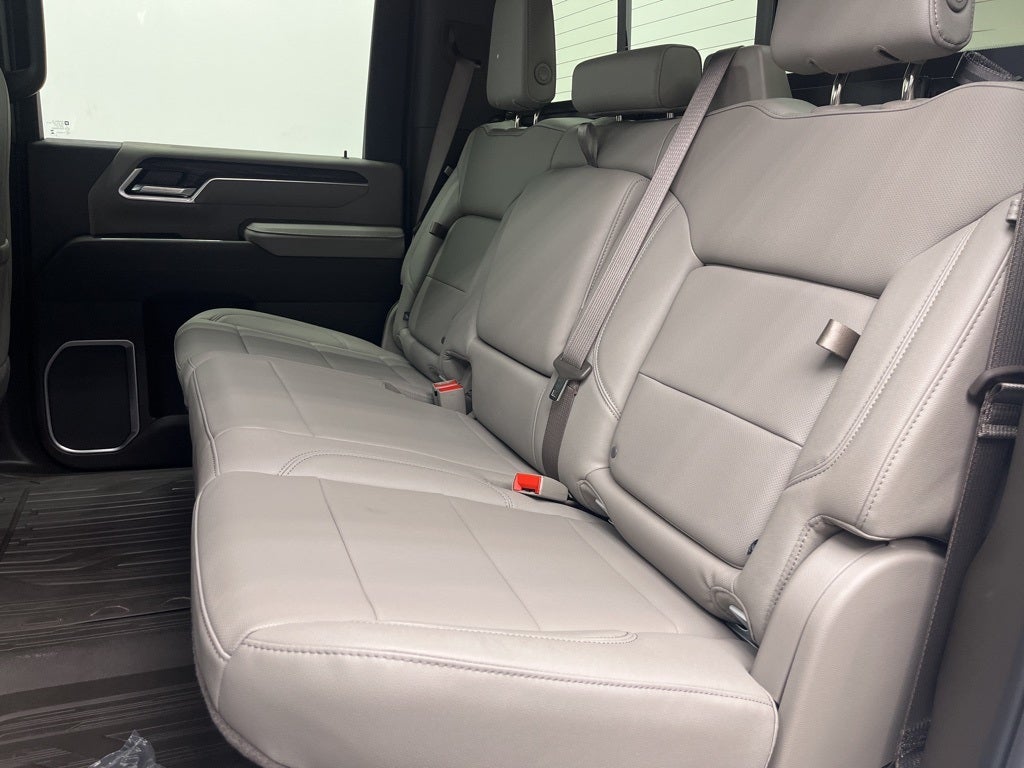 2026 GMC Sierra 2500HD SLT