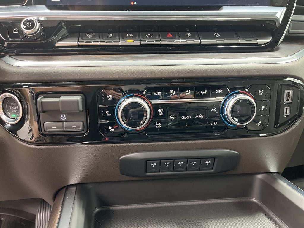 2026 GMC Sierra 2500HD SLT