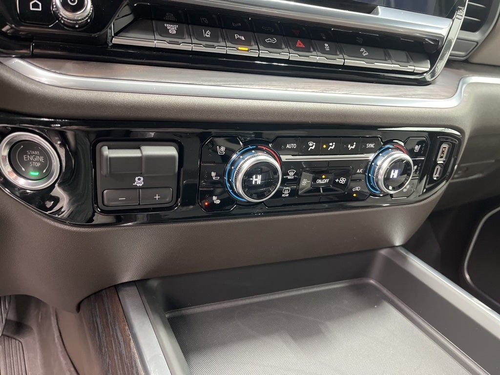 2026 GMC Sierra 2500HD SLT