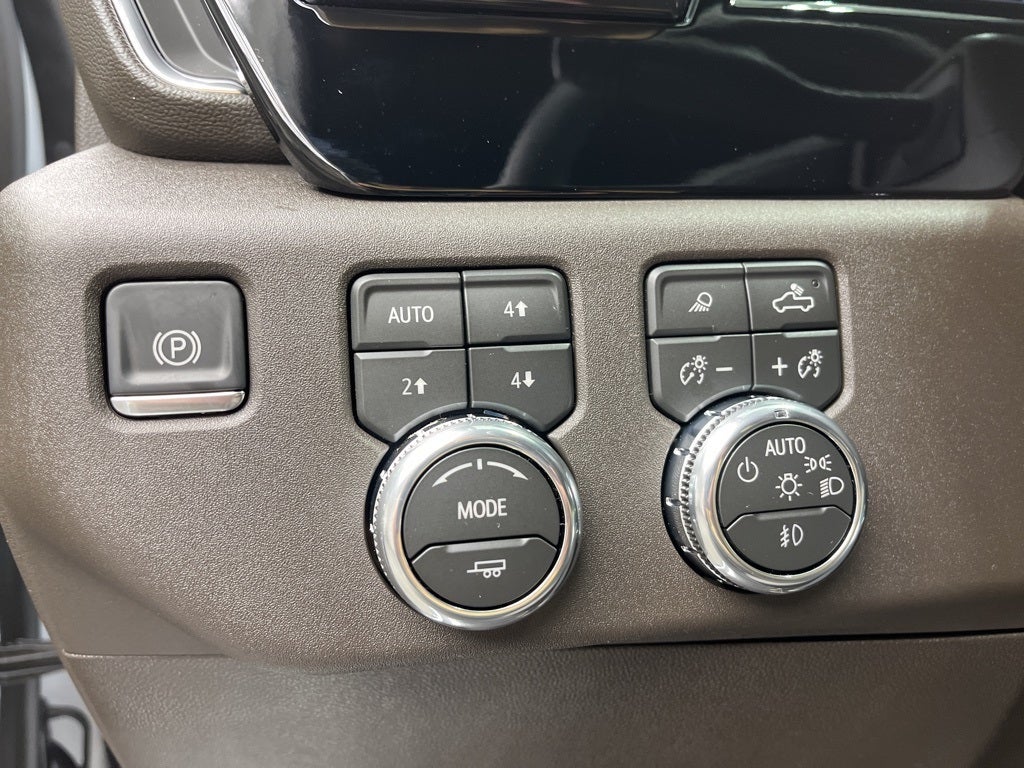 2026 GMC Sierra 2500HD SLT