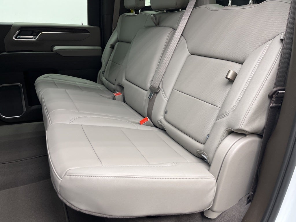 2026 GMC Sierra 2500HD SLT