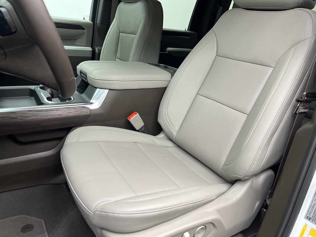 2026 GMC Sierra 2500HD SLT