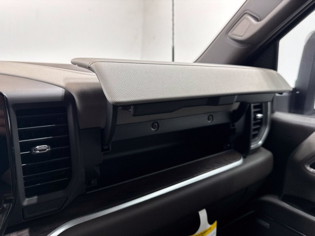 2026 GMC Sierra 2500HD SLT