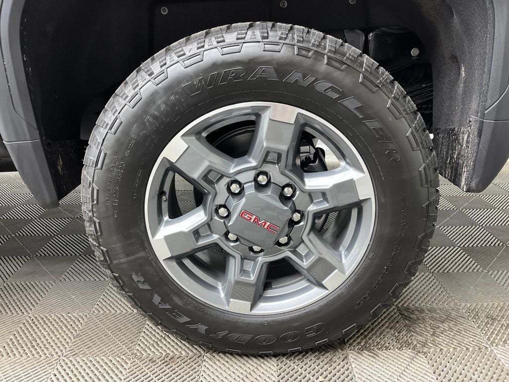 2026 GMC Sierra 2500HD SLT