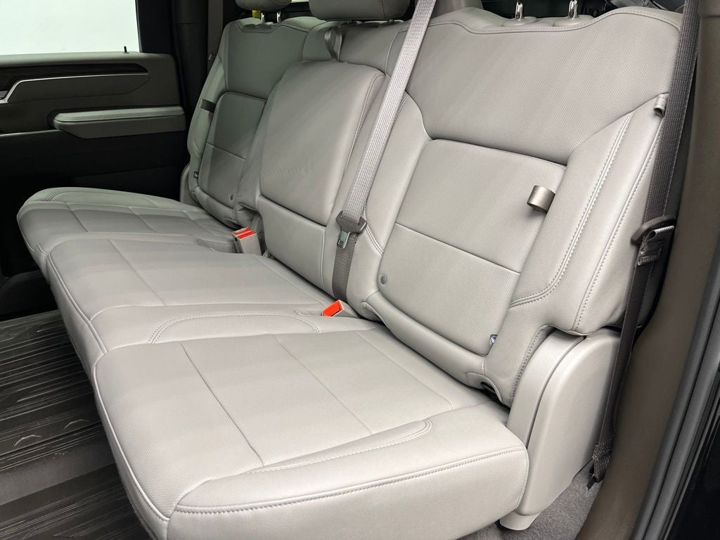 2026 GMC Sierra 2500HD SLT