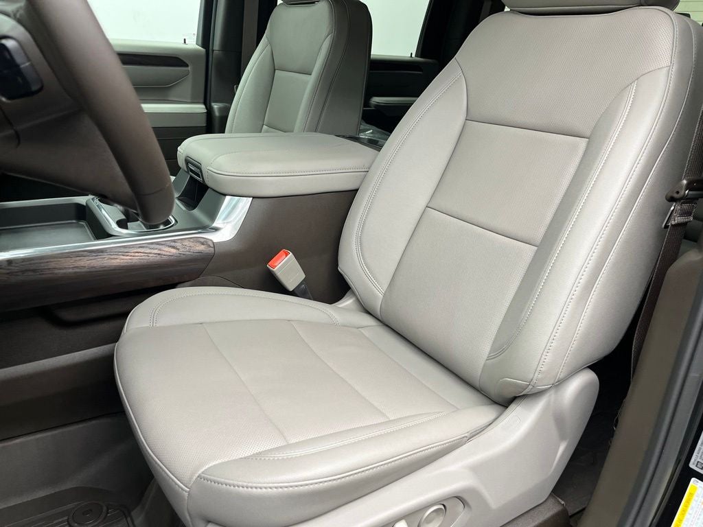 2026 GMC Sierra 2500HD SLT