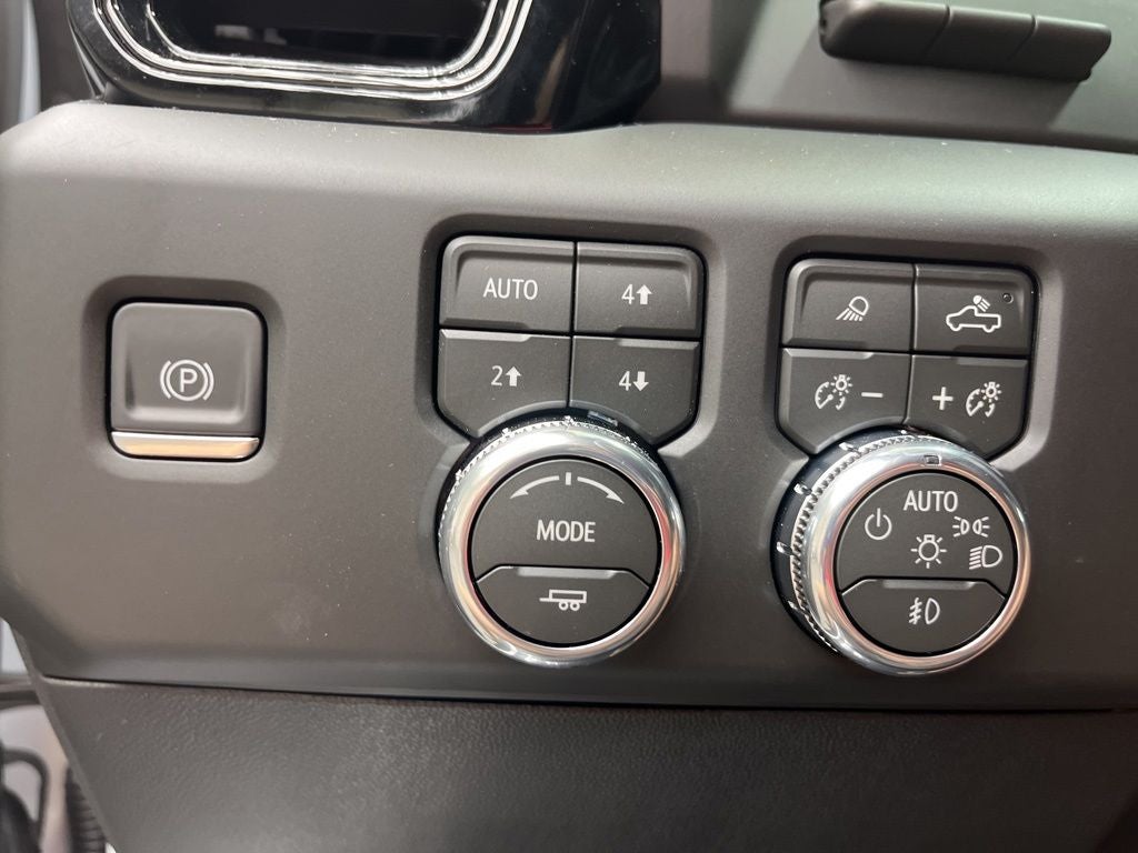 2026 GMC Sierra 2500HD AT4
