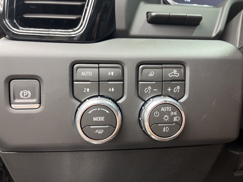 2026 GMC Sierra 2500HD AT4