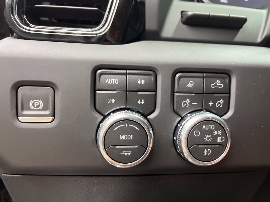 2026 GMC Sierra 2500HD AT4