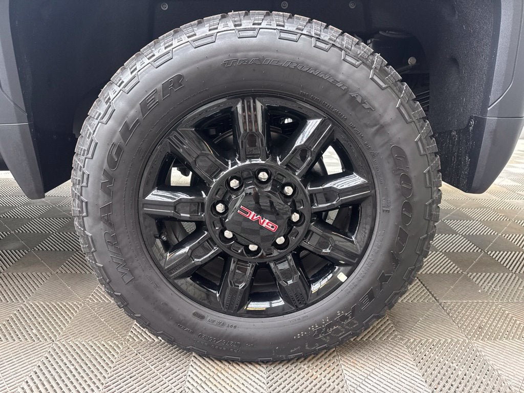 2026 GMC Sierra 2500HD AT4