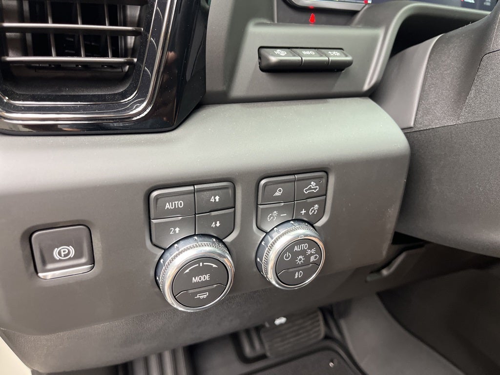 2026 GMC Sierra 2500HD AT4